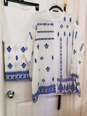 NWOT Limelight White Tunic & Trousers Set with Blue Embroidery